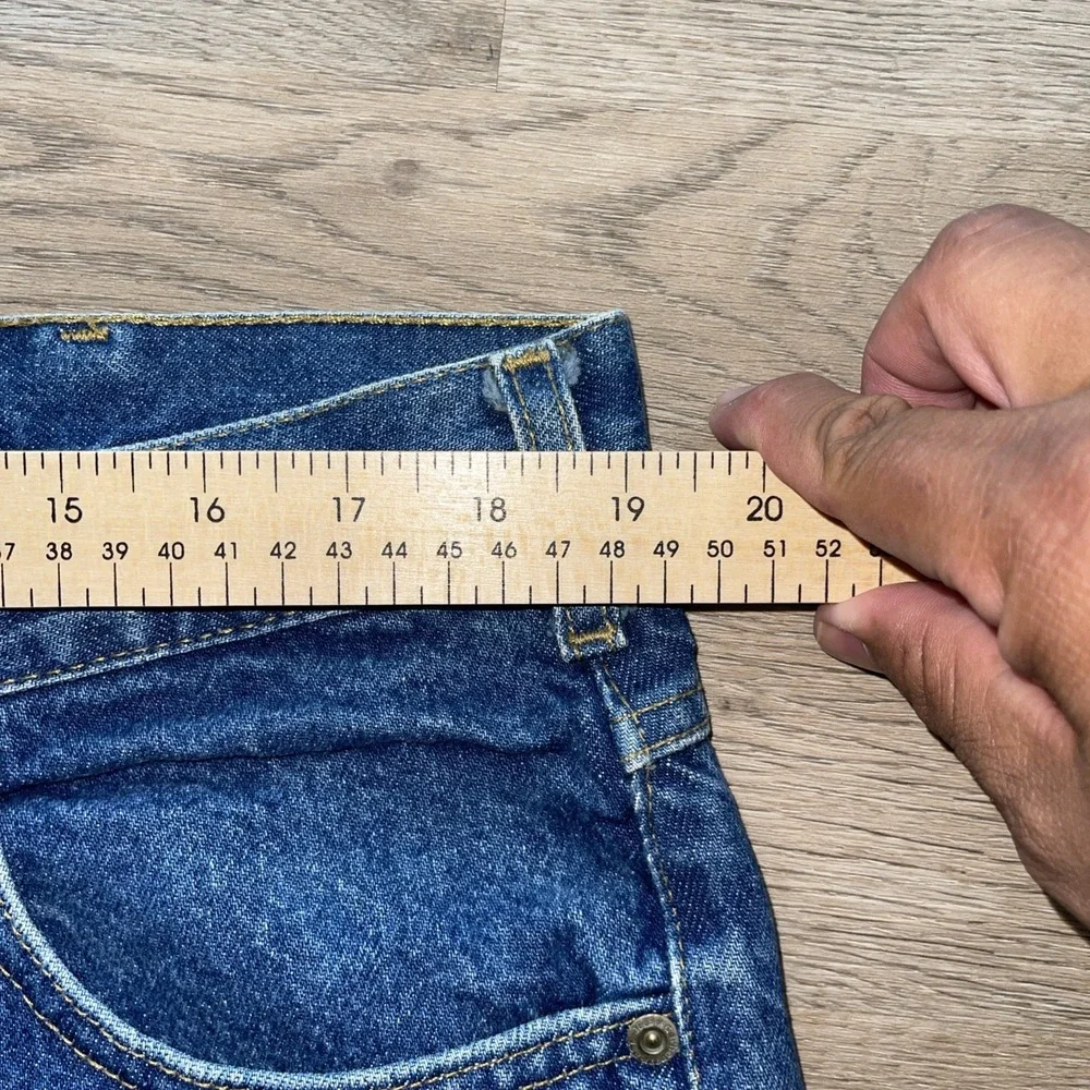 Vintage Carhartt B17 DST Jeans Mens 34x30 Relaxed Fit Blue Denim Y2K